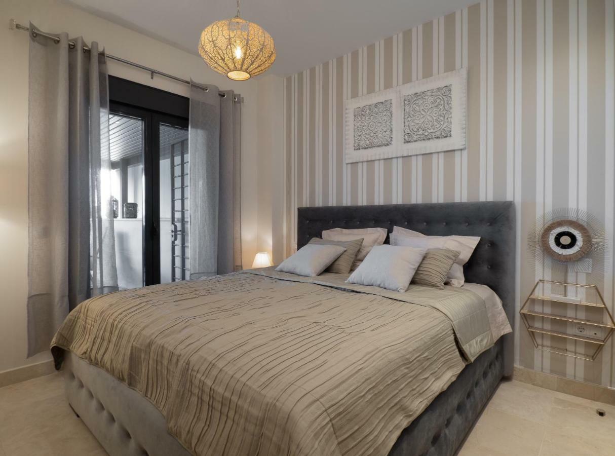 Amazing Two Bedroom Apartment In Los Flamingos, Marbella Estepona Exterior foto